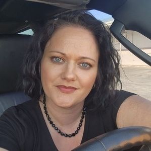 Meet your Posher, Deanna